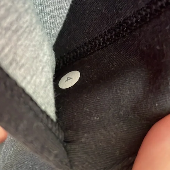 Lululemon Insculpt Vest - Reversible - Picture 9 of 9